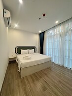 Blue Hotel Phu Quoc Sunset Town