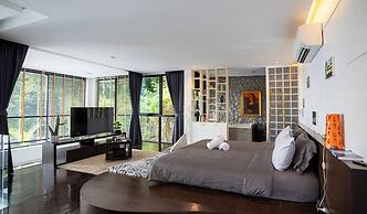 Stylish 4 Bedroom Seaview Pool Villa