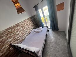 Blue Hotel Salamina