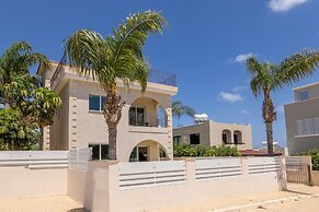 Protaras Seaside Villa Andria