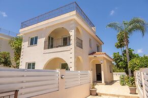 Protaras Seaside Villa Andria
