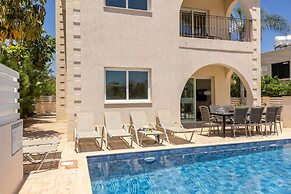Protaras Seaside Villa Andria