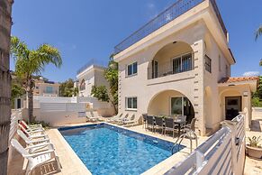 Protaras Seaside Villa Andria