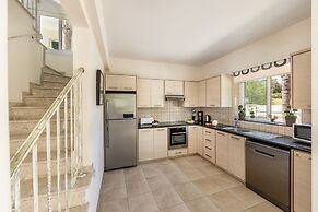 Protaras Seaside Villa Andria