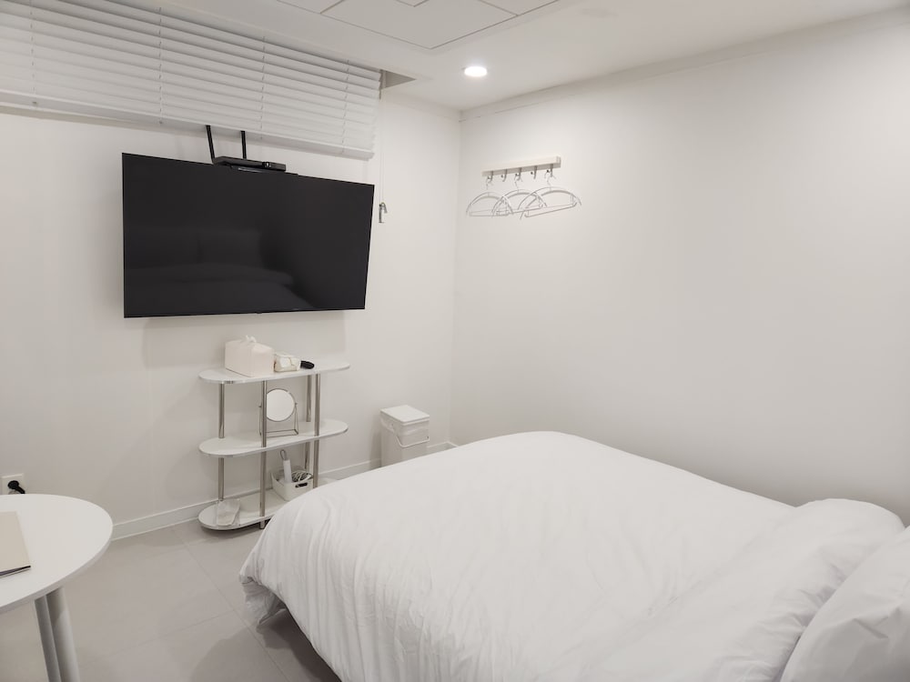 Danbam Hotel