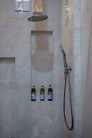 Giri Rose Boutique Hotel