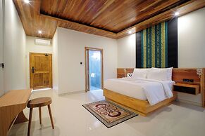 Giri Rose Boutique Hotel