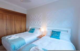 Beachfront Condo 2 Pools Private Beach 8 Guest