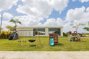 2BR Love Nest Jacuzzi Gym 1 Free Excursion