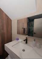 2BR Love Nest Jacuzzi Gym 1 Free Excursion