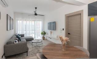 2BR Love Nest Jacuzzi Gym 1 Free Excursion