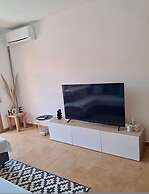 Beachfront 3BR Condo w Pool Views Sleeps 10
