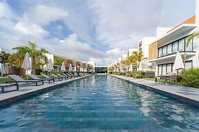 2-level Retreat Jacuzzi Free Airport Transfer