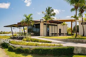 2-level Retreat Jacuzzi Free Airport Transfer