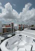 2-level Retreat Jacuzzi Free Airport Transfer