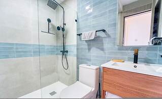 2-level Retreat Jacuzzi Free Airport Transfer