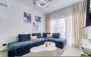 2-level Retreat Jacuzzi Free Airport Transfer