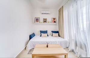 2-level Retreat Jacuzzi Free Airport Transfer