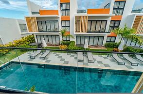 2-level Retreat Jacuzzi Free Airport Transfer