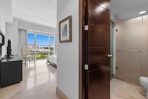 Luxury Beach 2BR Resort Access Vidanta