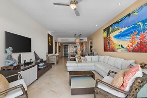 Luxury Beach 2BR Resort Access Vidanta