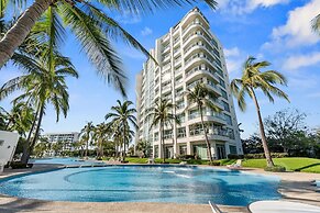 Luxury Beach 2BR Resort Access Vidanta