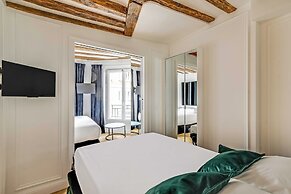 2bdr/5p Apartment au Centre de Paris in Downtown Paris