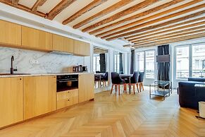 2bdr/5p Apartment au Centre de Paris in Downtown Paris