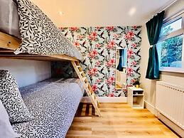 Rest Boutique Willesden
