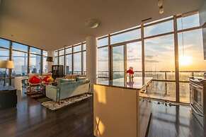 City Explorer Suites