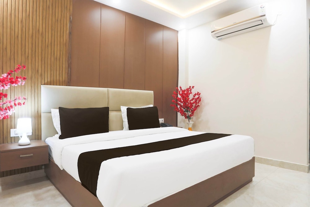 Classic Hotel O Kanpur City Centre