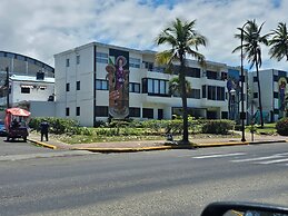 Azul Puerto Del Malecon