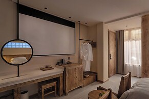Dali Jiwu Hotel