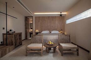 Dali Jiwu Hotel