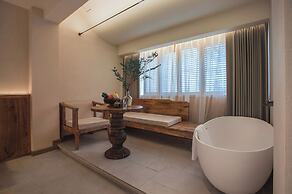 Dali Jiwu Hotel