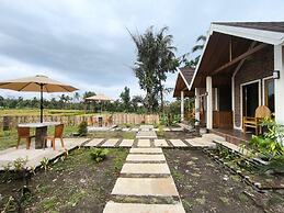 Botanika Estate