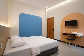 Tripletree Kenaro Hotel