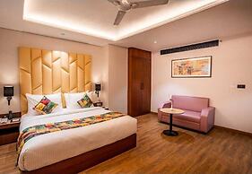 Hotel Raaj Palace