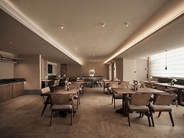 Atour Origin Hotel