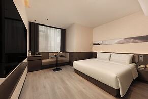 Atour Origin Hotel