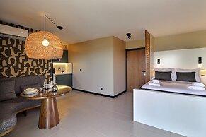 Mahana Suite