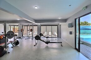 Mahana Suite