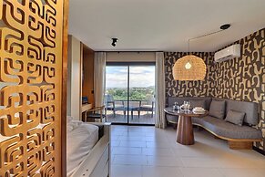 Mahana Suite