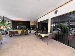Cemsa Sunparasise BOUTİQUE HOTEL