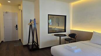 Norns Silom Cafe & Stay