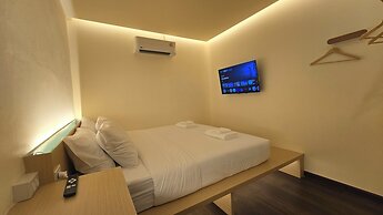 Norns Silom Cafe & Stay
