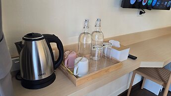 Norns Silom Cafe & Stay