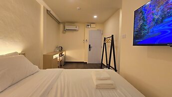 Norns Silom Cafe & Stay