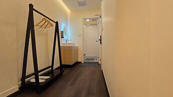Norns Silom Cafe & Stay