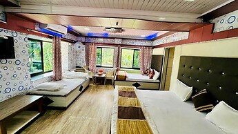 Hotel Swastik